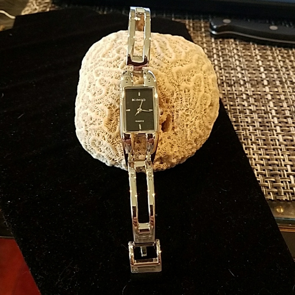 Watch - Picture 4 of 6